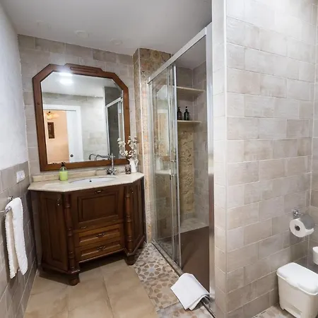 דירה Casola House *